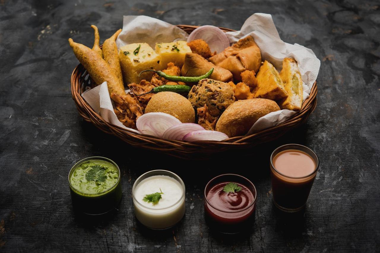 Oyo Hotel Chandni Dharamszala Kültér fotó