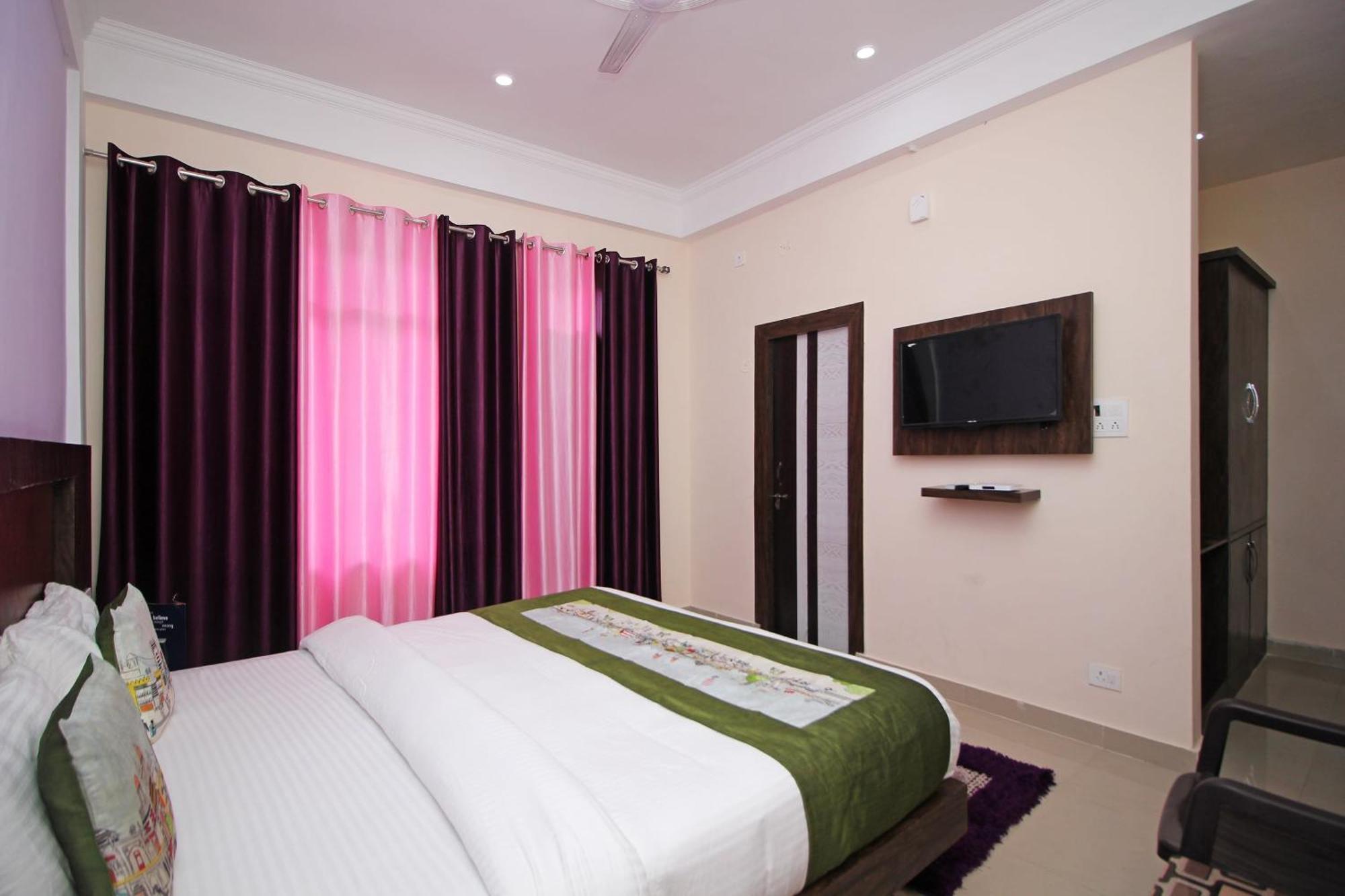 Oyo Hotel Chandni Dharamszala Kültér fotó