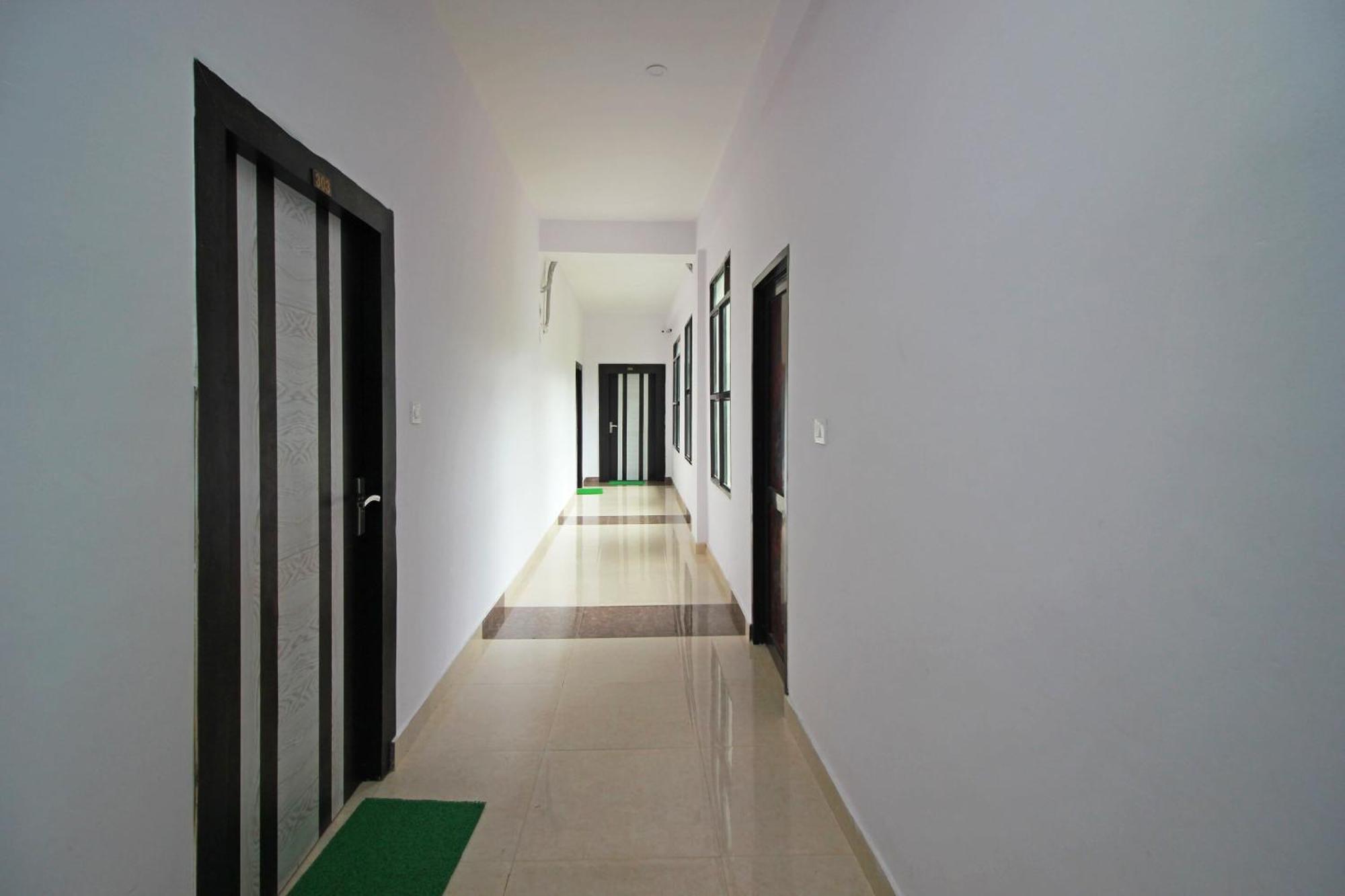 Oyo Hotel Chandni Dharamszala Kültér fotó