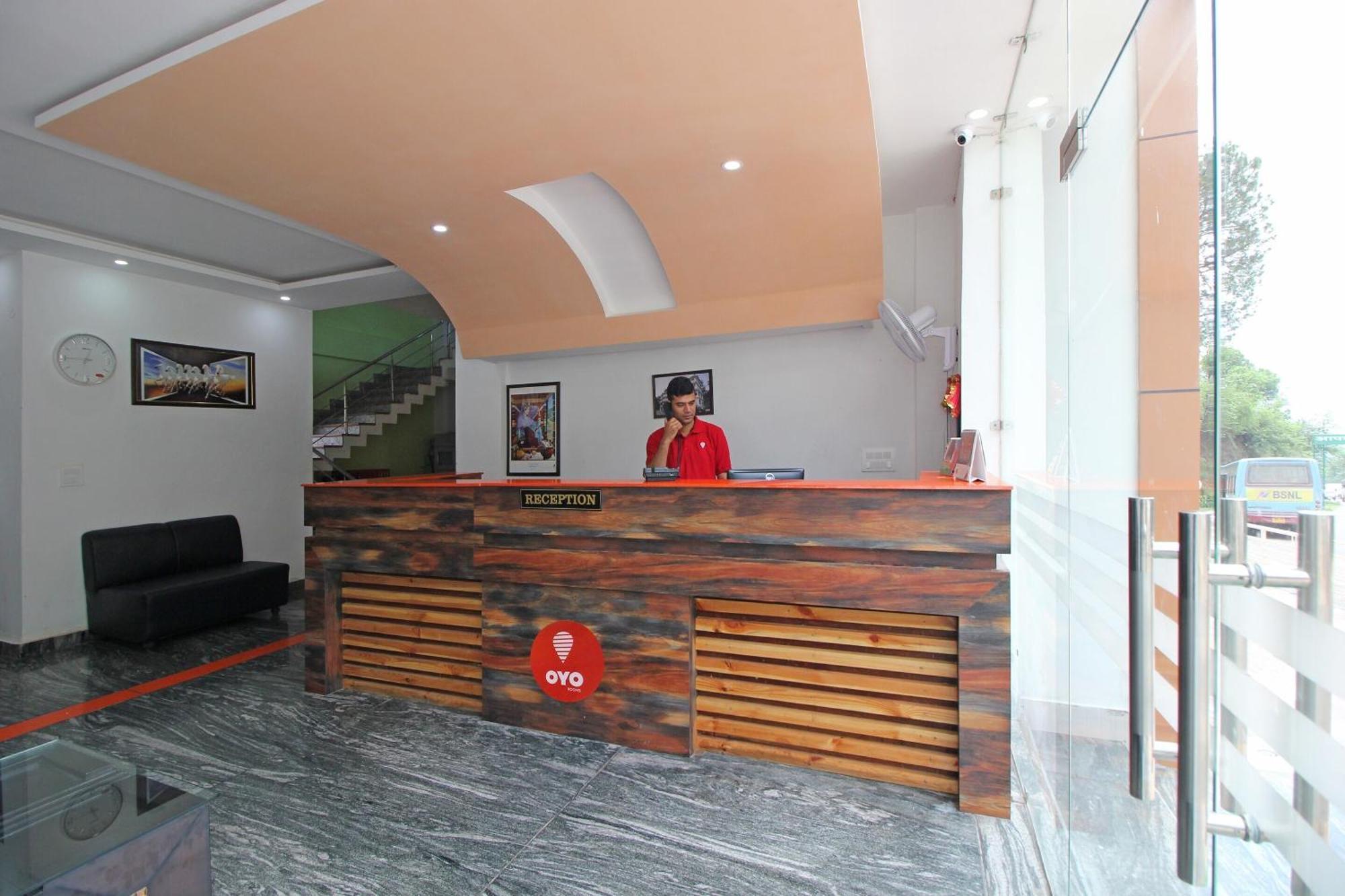 Oyo Hotel Chandni Dharamszala Kültér fotó