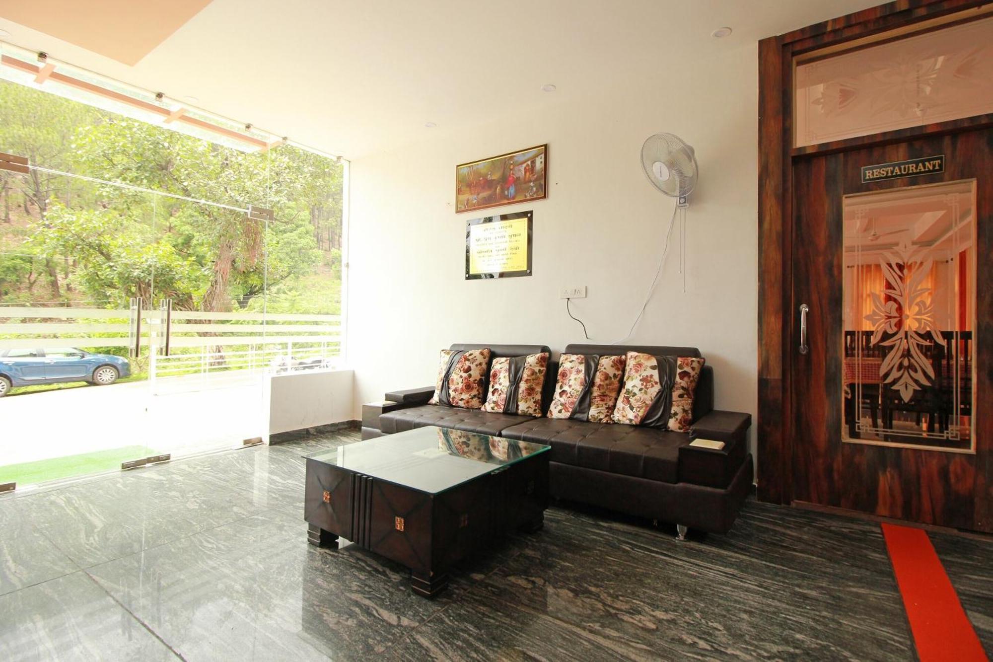 Oyo Hotel Chandni Dharamszala Kültér fotó